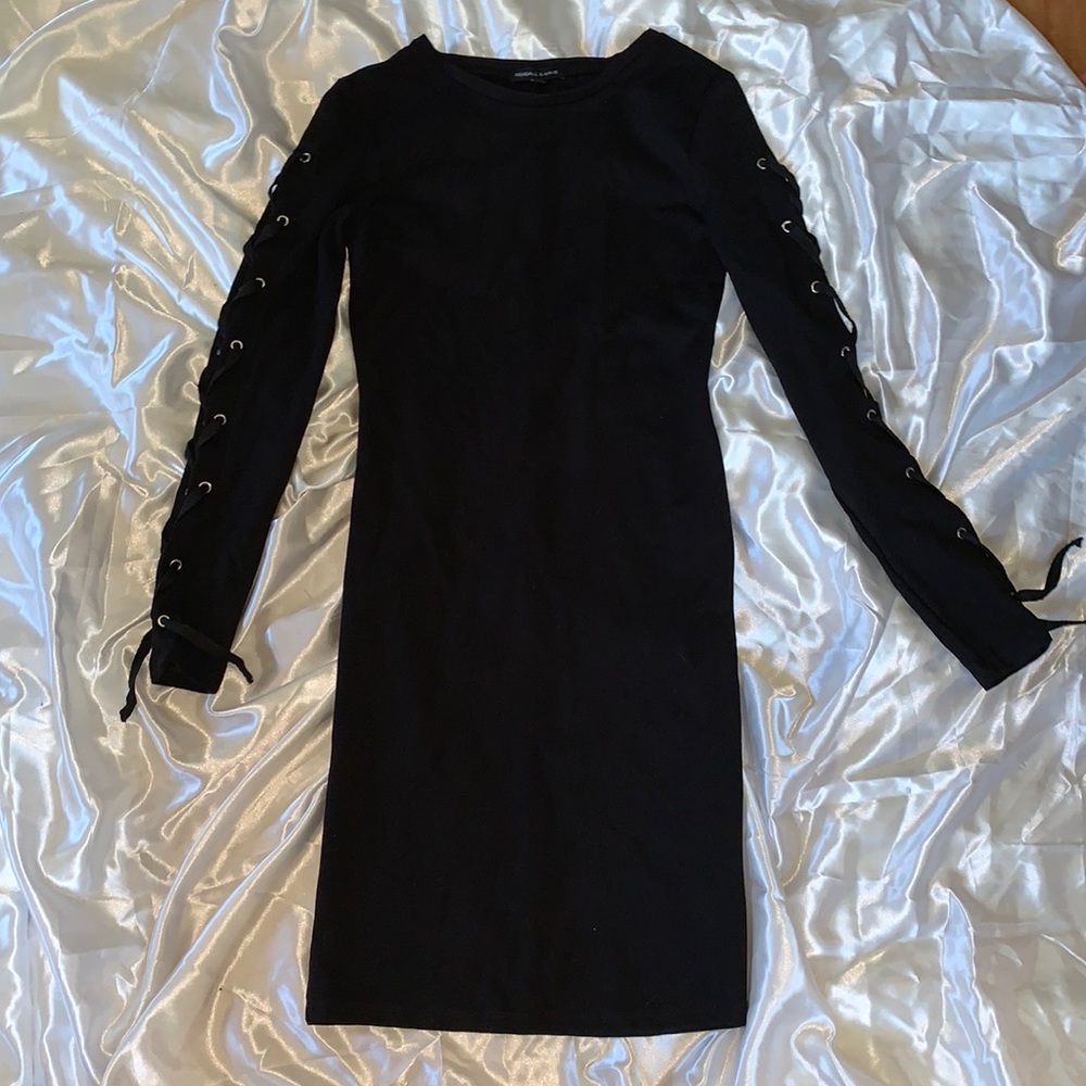 Kendall and Kylie black knee length dress